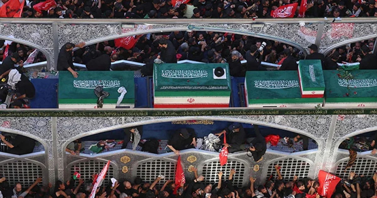 مشہد میں شہید آیت اللہ خامنہ ای کی نماز جنازہ ادا